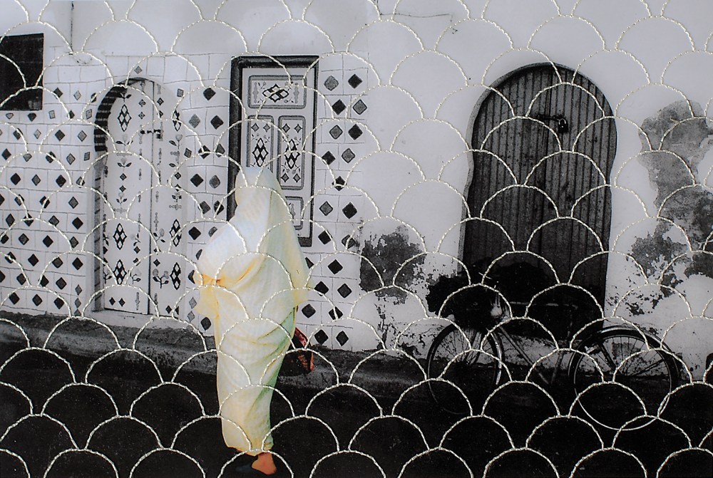 Embroidered photo of a woman in Monastir